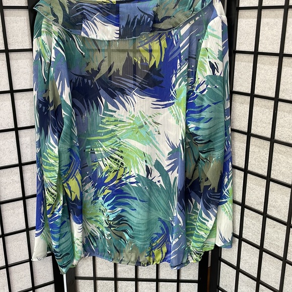 Mr Max Sheer Blouse, Leafy Pattern, Bell Sleeves, NWOT SZ XL - Picture 6 of 9
